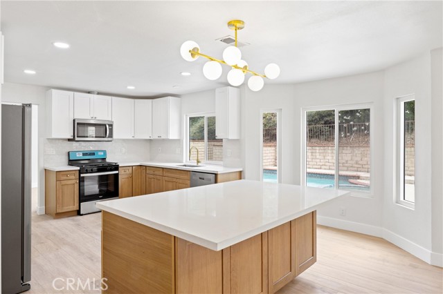4118 Overcrest Drive, Whittier CA: https://media.crmls.org/medias/c4db1de8-cb58-428b-ae29-e8542ca66fc5.jpg