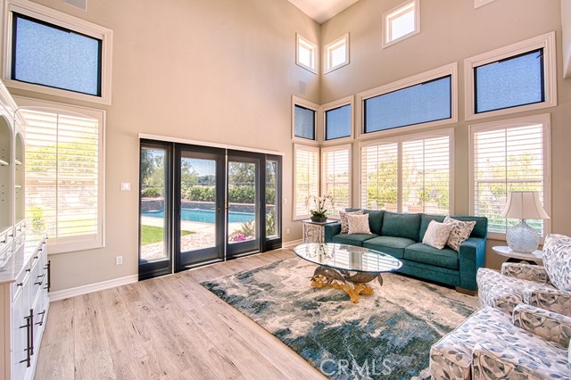 5 Kennedy Court, Coto de Caza CA: https://media.crmls.org/medias/c4db4d4a-2884-4a0b-acd4-67e472741ba5.jpg