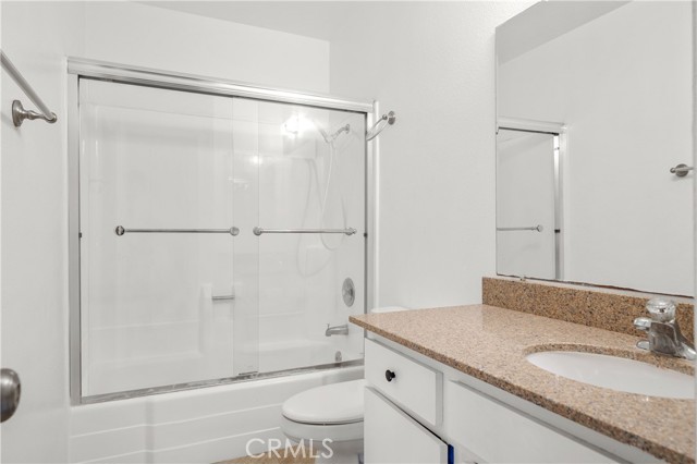 Detail Gallery Image 11 of 28 For 4137 Tiberon Dr, Oceanside,  CA 92056 - 3 Beds | 2 Baths