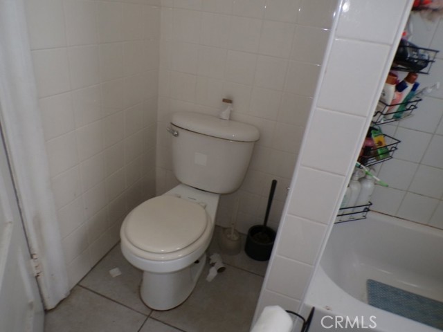 515 S Coronado Street, Los Angeles CA: https://media.crmls.org/medias/c4dc2a6c-5dd0-433d-8037-4b503a4af592.jpg