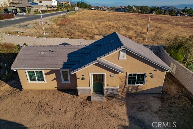 Detail Gallery Image 7 of 13 For 6925 N. Curtis Lane, San Bernardino,  CA 92407 - 5 Beds | 3/1 Baths