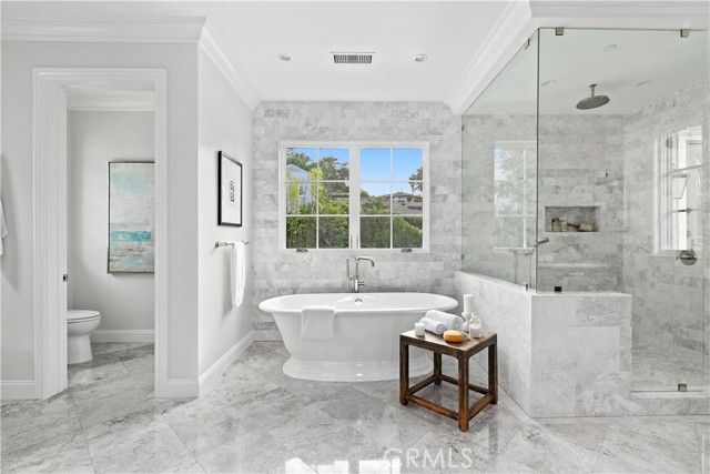 Detail Gallery Image 41 of 56 For 4509 Noeline Ave, Encino,  CA 91436 - 6 Beds | 6/1 Baths