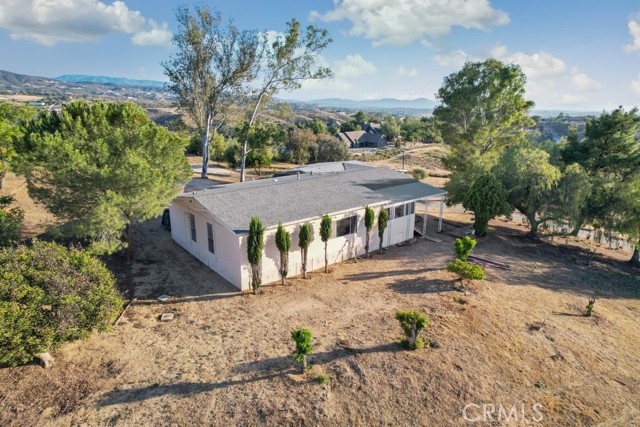 42345 De Portola Road, Temecula CA: https://media.crmls.org/medias/c4ddec61-0606-4da5-be6e-936b1aed9e68.jpg