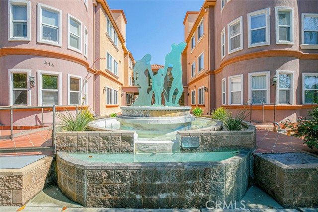 414 East Valencia Avenue, 306 photo 2