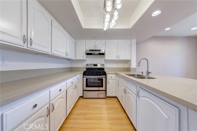 Detail Gallery Image 11 of 31 For 604 W Wilson Ave #2,  Glendale,  CA 91203 - 3 Beds | 2/1 Baths