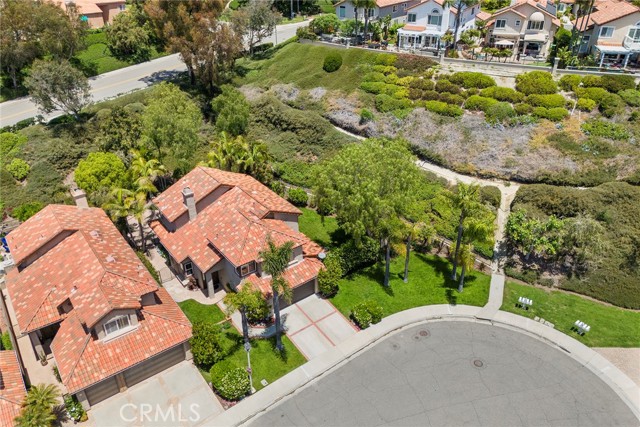Detail Gallery Image 3 of 41 For 21 Mykonos, Laguna Niguel,  CA 92677 - 4 Beds | 3/1 Baths