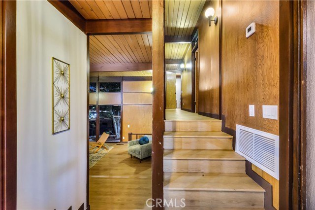 20289 Westpoint Drive, Riverside CA: https://media.crmls.org/medias/c4df9dd9-1c85-4978-a6cc-87517192ac9c.jpg