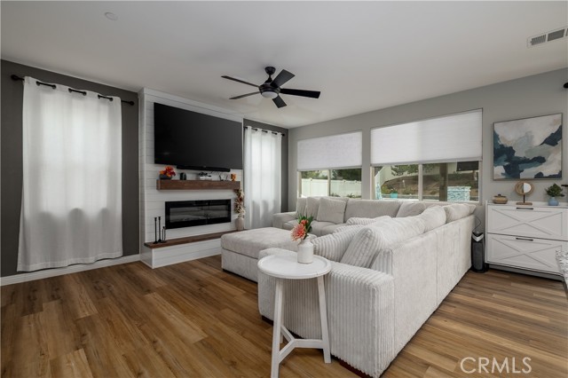 Detail Gallery Image 11 of 45 For 36391 Tenino, Lake Elsinore,  CA 92532 - 4 Beds | 3 Baths