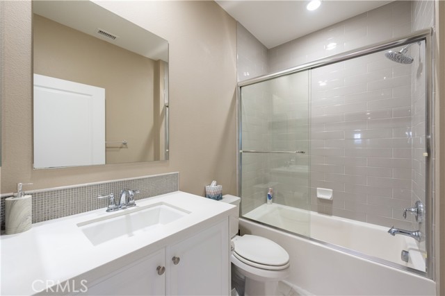 Detail Gallery Image 21 of 47 For 102 Diamondback, Irvine,  CA 92618 - 4 Beds | 4 Baths