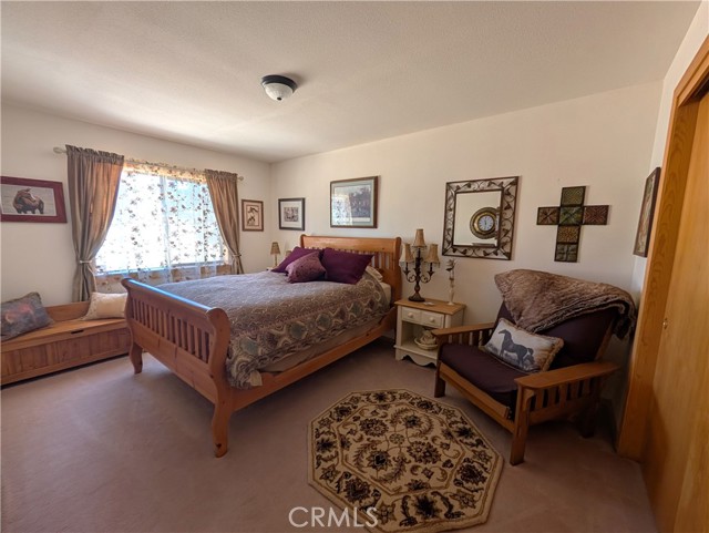 1575 Petersen Lane, Frazier Park CA: https://media.crmls.org/medias/c4e07de2-9648-41cf-8d2d-2c5bbf846c55.jpg