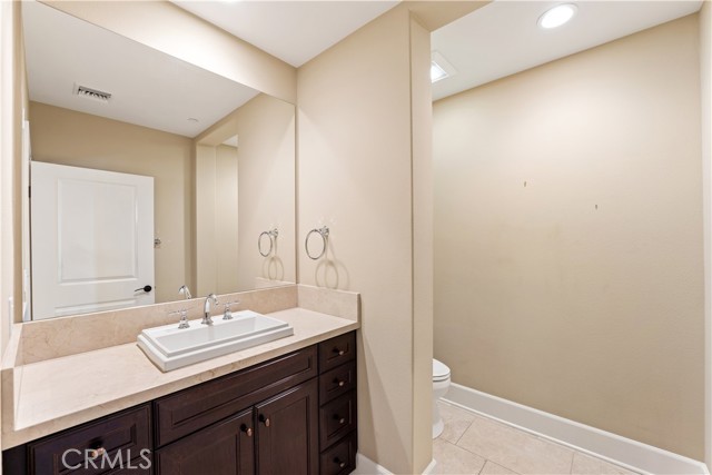 Detail Gallery Image 23 of 29 For 23500 Park Sorrento #C41,  Calabasas,  CA 91302 - 3 Beds | 3/1 Baths