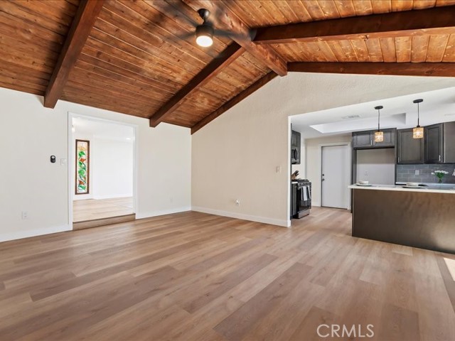 5430 Avenue Juan Bautista, Jurupa Valley CA: https://media.crmls.org/medias/c4e21916-c4b3-446b-ae29-f5133e4c7bb4.jpg