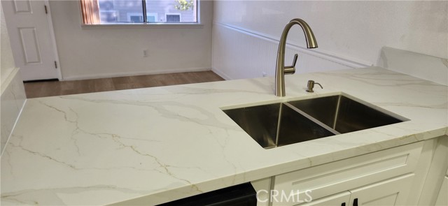 quartz counter