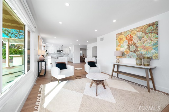 27591 Cenajo, Mission Viejo CA: https://media.crmls.org/medias/c4e494c3-3142-4c70-805f-956fbeda882e.jpg