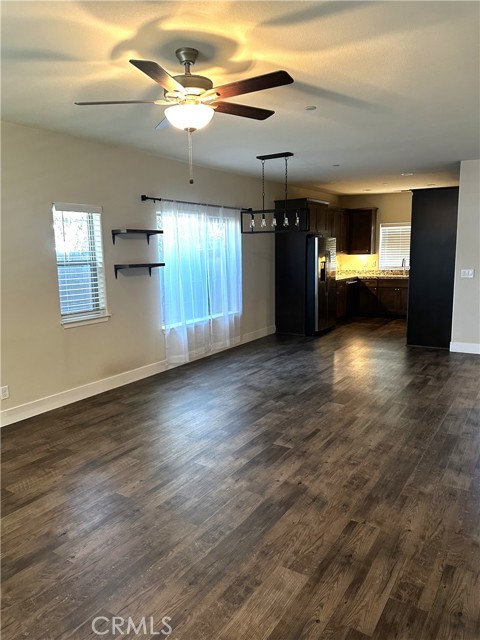 16 Petaluma Court, Chico CA: https://media.crmls.org/medias/c4e51723-08a1-4d9d-88a7-a750994f6d70.jpg