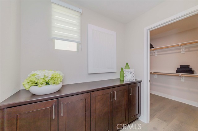 195 Stellar, Irvine CA: https://media.crmls.org/medias/c4e51802-8632-40a0-a977-24797e2cdc08.jpg