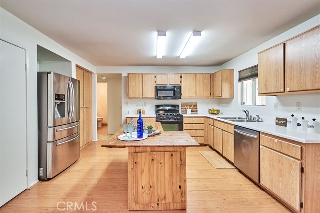 Detail Gallery Image 10 of 45 For 2345 Silver Star, Banning,  CA 92220 - 4 Beds | 3 Baths