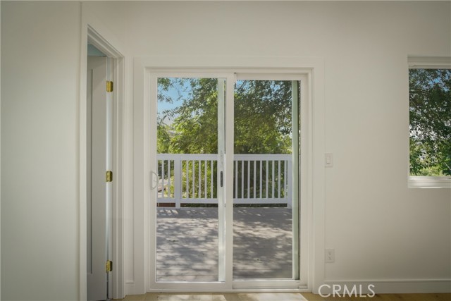 Detail Gallery Image 31 of 41 For 6150 Strickland Ave, Highland Park,  CA 90042 - 3 Beds | 2 Baths