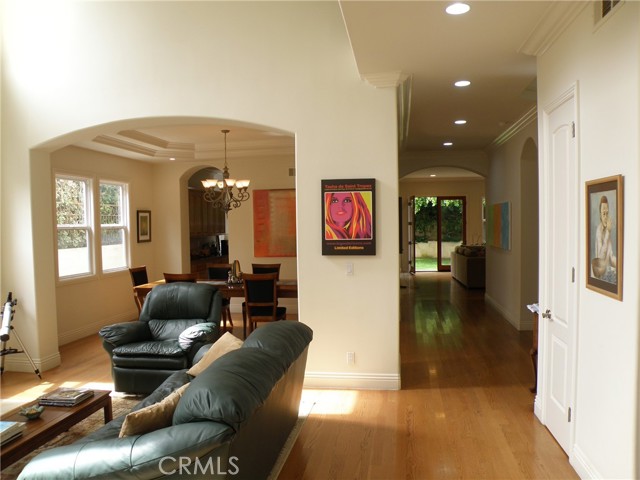 1201 2nd Street, Manhattan Beach CA: https://media.crmls.org/medias/c4e7fe50-2edb-4eb3-b068-1d699e604871.jpg