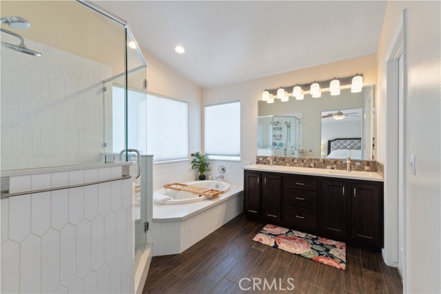 Detail Gallery Image 22 of 37 For 2290 Warwick Ave, Fresno,  CA 93720 - 4 Beds | 3 Baths
