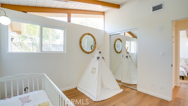 16347 Tupper Street, North Hills CA: https://media.crmls.org/medias/c4e89839-9618-4fcd-8c4f-b5d8065e5fc5.jpg