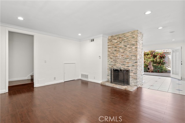 Detail Gallery Image 4 of 50 For 15880 Bogart Ct, Fountain Valley,  CA 92708 - 3 Beds | 2 Baths