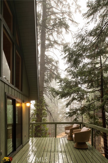 Detail Gallery Image 30 of 31 For 28443 Altamont Ct, Lake Arrowhead,  CA 92352 - 3 Beds | 2/1 Baths