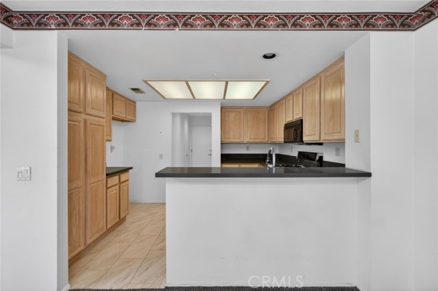 Detail Gallery Image 10 of 33 For 1529 Elegante Ct, Corona,  CA 92882 - 3 Beds | 3 Baths