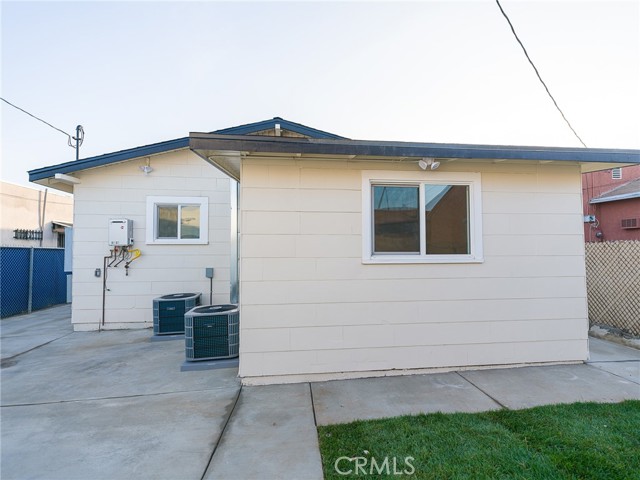 Detail Gallery Image 35 of 59 For 3453 Estrada, Los Angeles,  CA 90023 - 2 Beds | 2 Baths