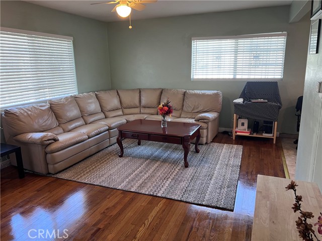 1222 E 103rd Street, Los Angeles CA: https://media.crmls.org/medias/c4ecb033-49b4-4a26-b316-6b841c2e0d6b.jpg