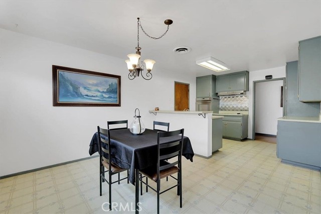 909 E 21st Street, Marysville CA: https://media.crmls.org/medias/c4ecce95-2e94-45a4-803d-f176164319fa.jpg