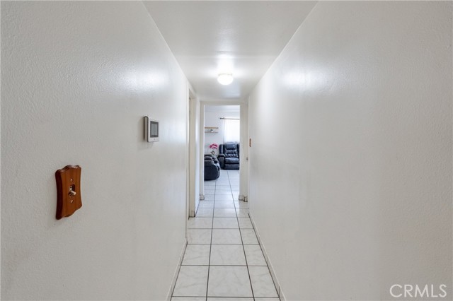 Detail Gallery Image 9 of 33 For 16131 Colina St, Victorville,  CA 92395 - 3 Beds | 2 Baths