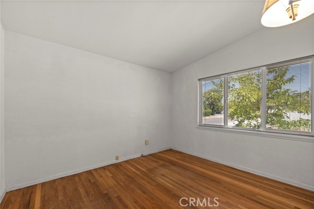 Detail Gallery Image 23 of 37 For 17156 Bullock St, Encino,  CA 91316 - 3 Beds | 2 Baths