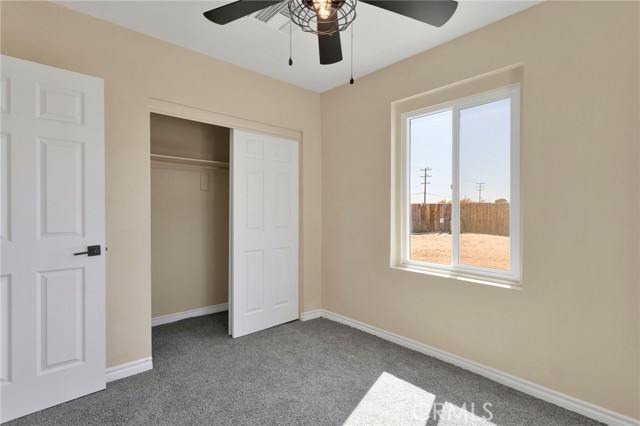 29246 Radio Rd, Barstow CA: https://media.crmls.org/medias/c4ed7f6a-2a9e-4e32-bc27-ae99abed563a.jpg