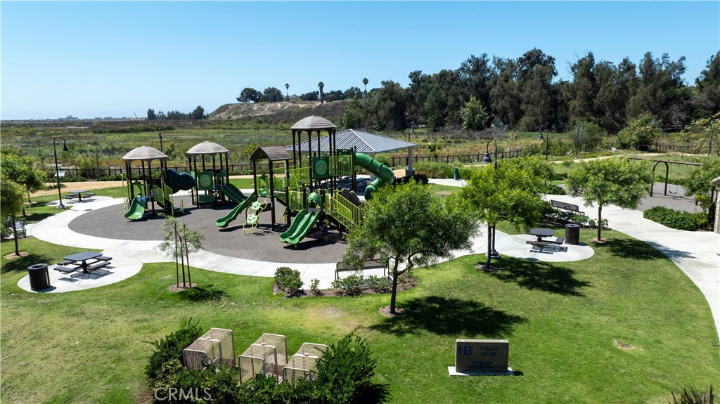 C4ed9549 A5b1 40de 9db6 2712b38c0477