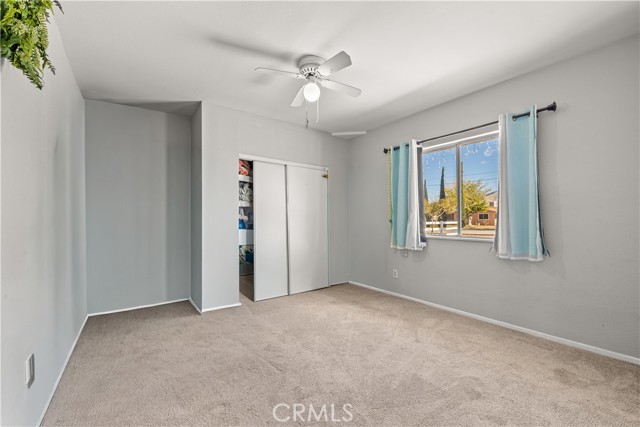 9164 Quincy Avenue, Hesperia CA: https://media.crmls.org/medias/c4edac9b-6a68-43f8-bd67-2ce32ca87a4a.jpg