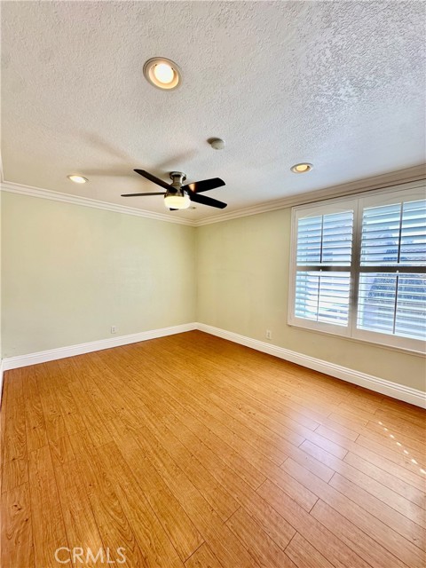 Detail Gallery Image 12 of 25 For 2860 E Hempstead, Anaheim,  CA 92806 - 4 Beds | 2/1 Baths