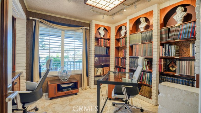 Detail Gallery Image 21 of 36 For 2117 Capuchin Way, Claremont,  CA 91711 - 4 Beds | 2 Baths