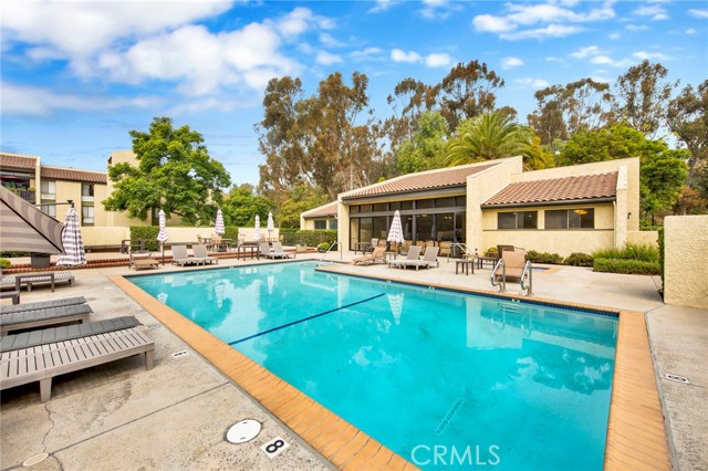 4040 Via Marisol, Highland Park CA: https://media.crmls.org/medias/c4eec58b-6955-481f-b0af-769bc0ebb45d.jpg