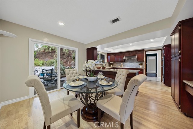 Detail Gallery Image 8 of 43 For 11661 Anderson, Loma Linda,  CA 92354 - 4 Beds | 3 Baths