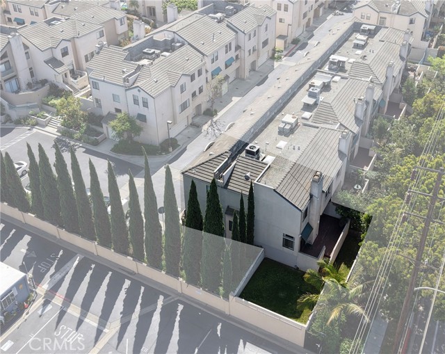 Detail Gallery Image 36 of 41 For 6913 Hannum, Culver City,  CA 90230 - 3 Beds | 3 Baths