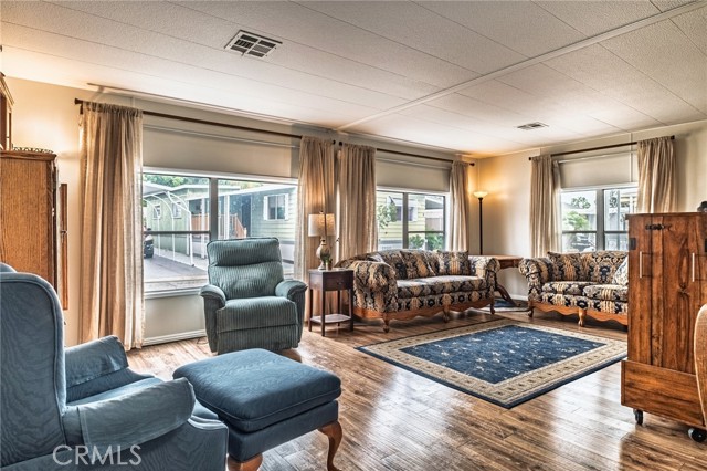 Detail Gallery Image 8 of 29 For 1035 E Huntington Dr #28,  Monrovia,  CA 91016 - 2 Beds | 2 Baths