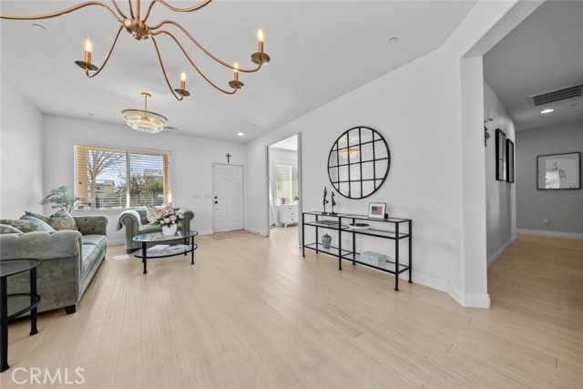 Detail Gallery Image 8 of 44 For 3559 Half Dome Ave, Rosamond,  CA 93560 - 4 Beds | 2 Baths