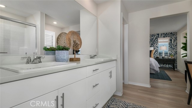Detail Gallery Image 8 of 18 For 2448 Gunner Ridge Way, Rialto,  CA 92377 - 3 Beds | 2/1 Baths