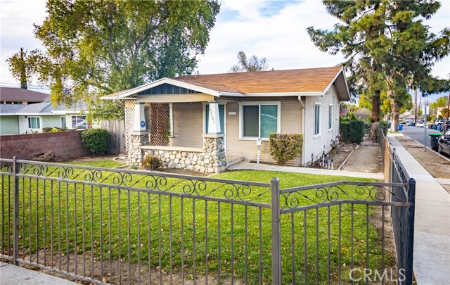 Detail Gallery Image 3 of 19 For 24566 University Ave, Loma Linda,  CA 92354 - 2 Beds | 1 Baths