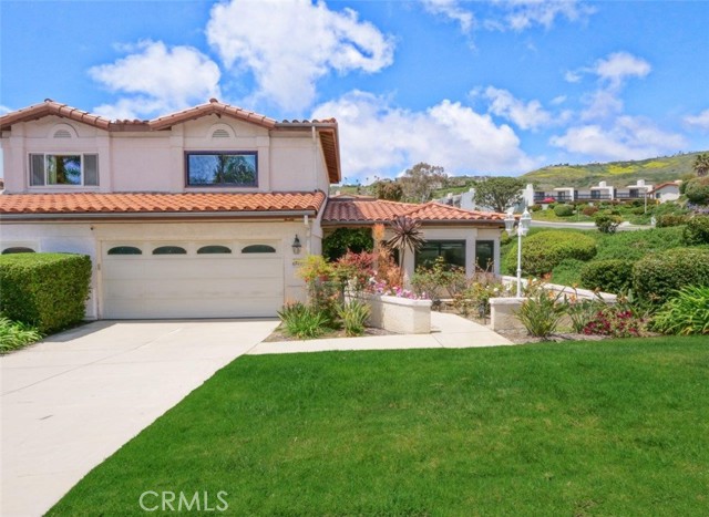 Detail Gallery Image 3 of 61 For 6501 Beachview Dr, Rancho Palos Verdes,  CA 90275 - 3 Beds | 2/1 Baths