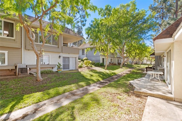 Detail Gallery Image 13 of 15 For 22152 Caminito Amor, Laguna Hills,  CA 92653 - 2 Beds | 1 Baths