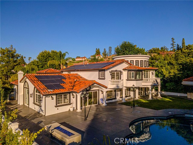 3856 Vista Linda Drive, Encino CA: https://media.crmls.org/medias/c4f311ec-f7b0-4764-a779-36e4516c6184.jpg