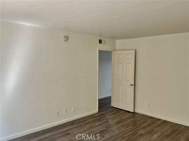 Detail Gallery Image 11 of 15 For 10920 Moorpark, North Hollywood,  CA 90062 - 1 Beds | 1 Baths