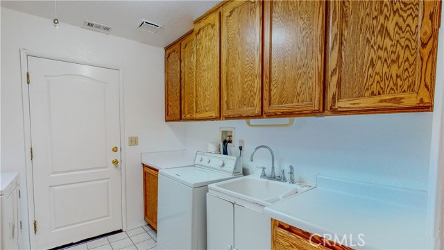 Detail Gallery Image 16 of 66 For 1028 Nielson Rd, Pinon Hills,  CA 92372 - 3 Beds | 2/1 Baths
